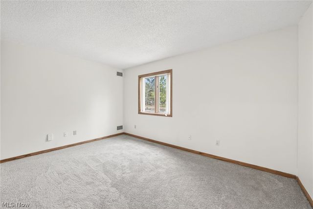 31 Pinewood Drive, Medina, OH 44256
