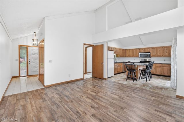 31 Pinewood Drive, Medina, OH 44256