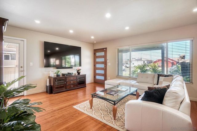 961 9Th, Imperial Beach, CA 91932