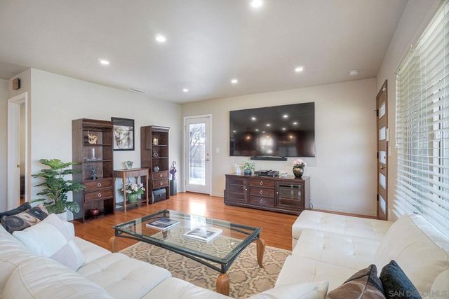 961 9Th, Imperial Beach, CA 91932