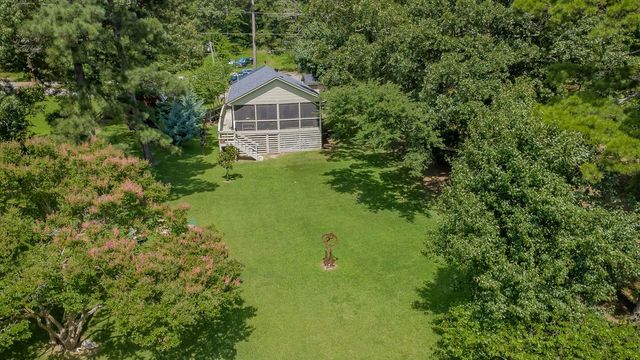 822 County Road 2297, Mineola, TX 75773