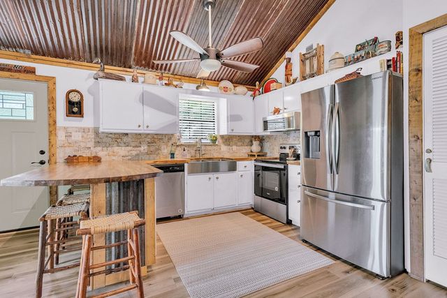 822 County Road 2297, Mineola, TX 75773