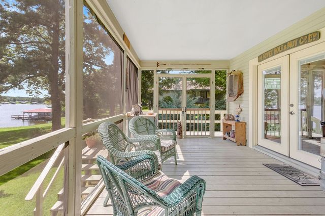 822 County Road 2297, Mineola, TX 75773