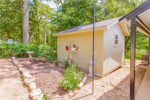 822 County Road 2297, Mineola, TX 75773
