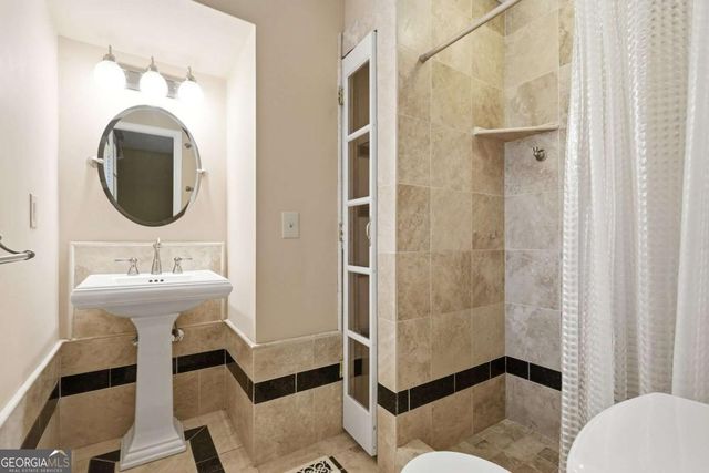 2033 Riverwood Drive, Gainesville, GA 30501