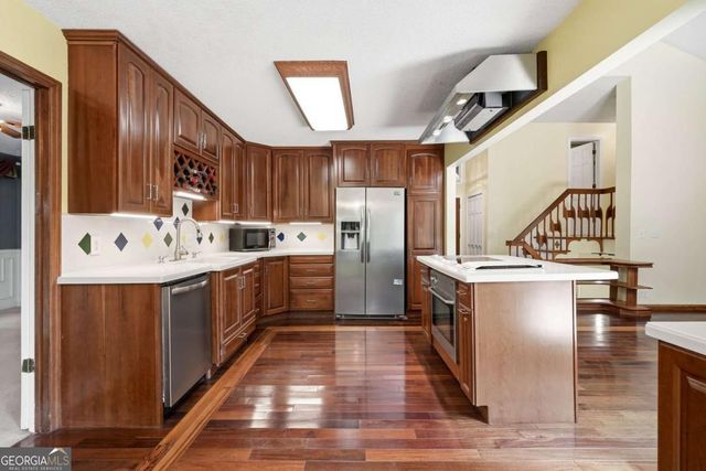 2033 Riverwood Drive, Gainesville, GA 30501