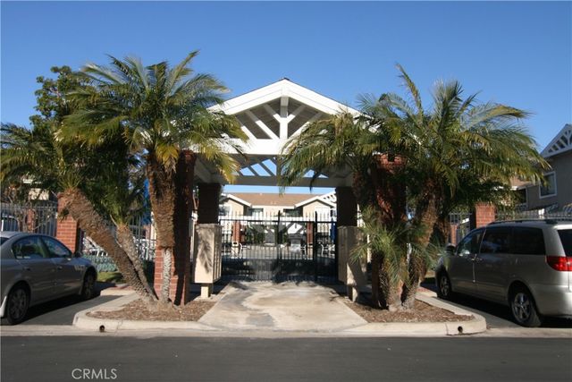 225 Tarocco, Irvine, CA 92618