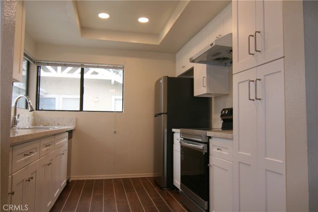 225 Tarocco, Irvine, CA 92618