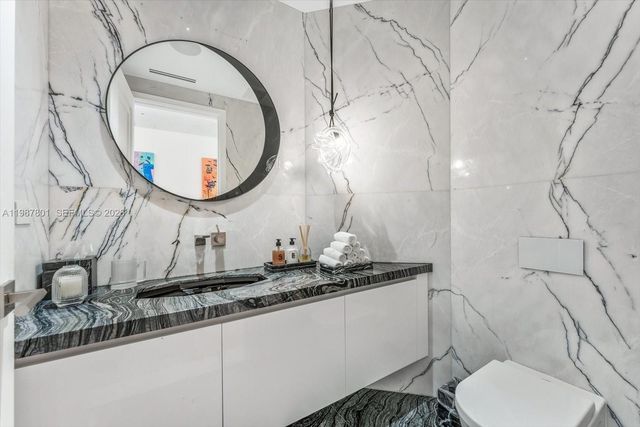 17901 Collins Ave 404, Sunny Isles Beach, FL 33160