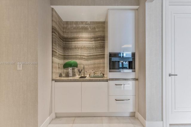 17901 Collins Ave 404, Sunny Isles Beach, FL 33160