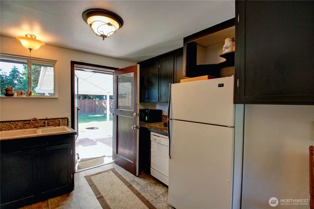 21264 Plaza Drive, Sedro Woolley, WA 98284
