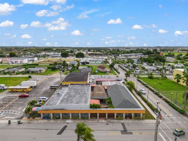 17 NE 1st Rd, Homestead, FL 33030