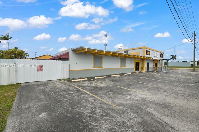17 NE 1st Rd, Homestead, FL 33030