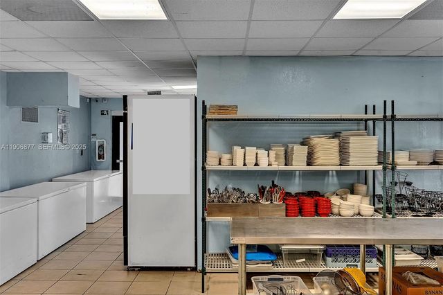 17 NE 1st Rd, Homestead, FL 33030