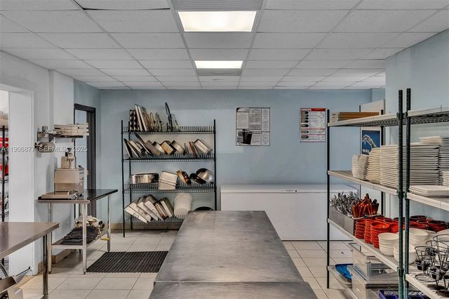 17 NE 1st Rd, Homestead, FL 33030