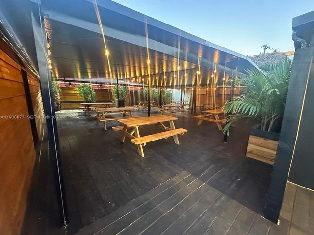 17 NE 1st Rd, Homestead, FL 33030