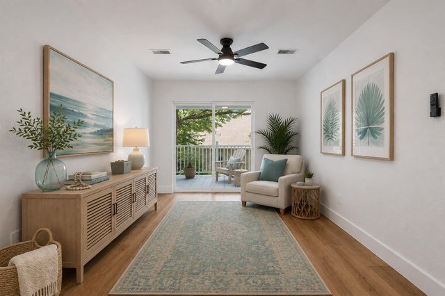 240 Sarasota Circle S, Montgomery, TX 77356