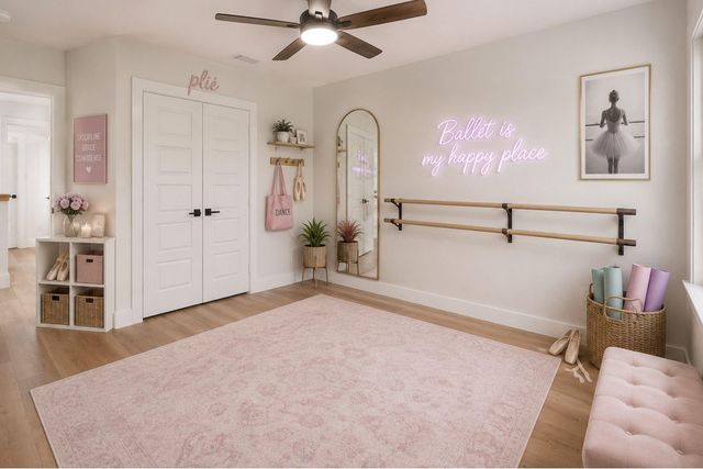 240 Sarasota Circle S, Montgomery, TX 77356