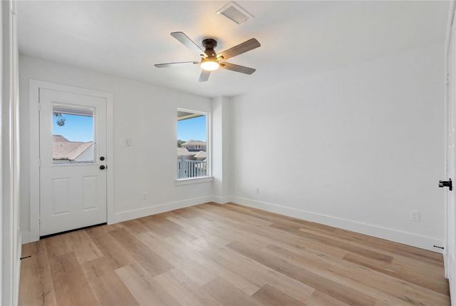 240 Sarasota Circle S, Montgomery, TX 77356
