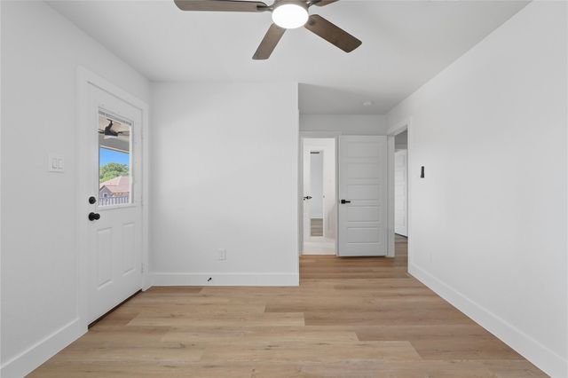 240 Sarasota Circle S, Montgomery, TX 77356