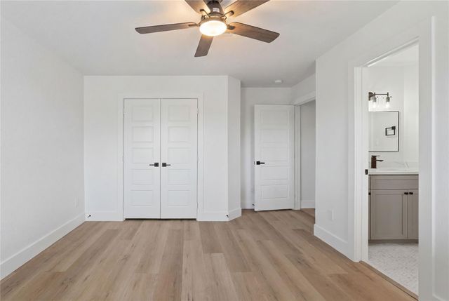 240 Sarasota Circle S, Montgomery, TX 77356