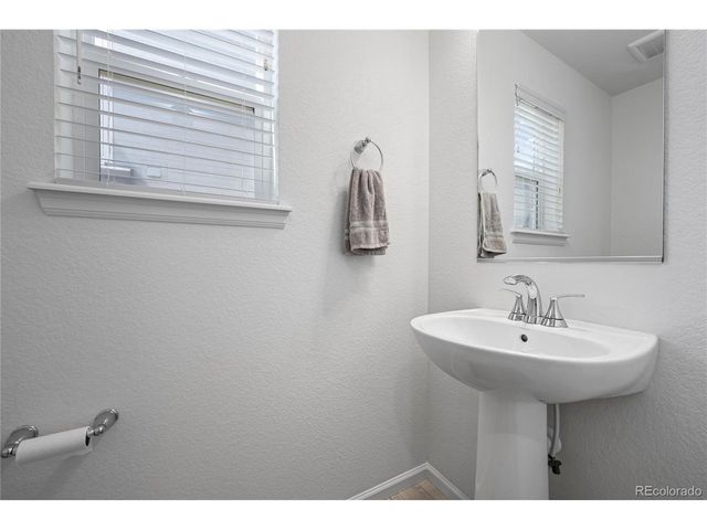 28330 E 6th Pl, Watkins, CO 80137