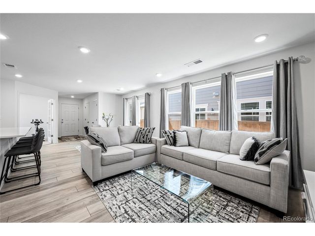 28330 E 6th Pl, Watkins, CO 80137