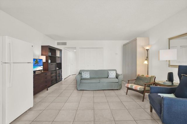 16400 GULF BOULEVARD 310, Redington Beach, FL 33708