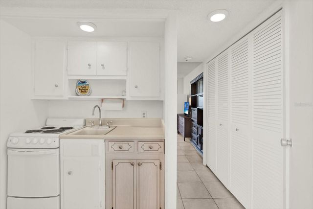 16400 GULF BOULEVARD 310, Redington Beach, FL 33708