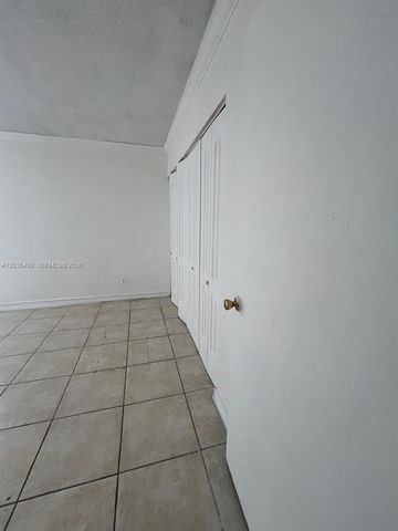 2075 NE 164th Street 204, North Miami Beach, FL 33162