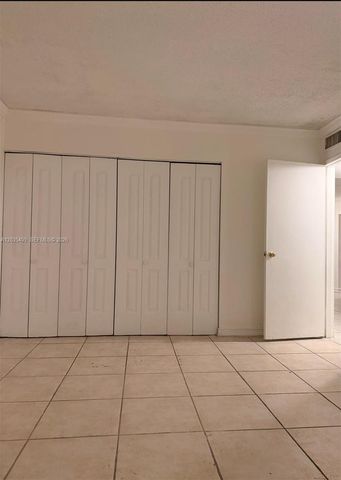 2075 NE 164th Street 204, North Miami Beach, FL 33162