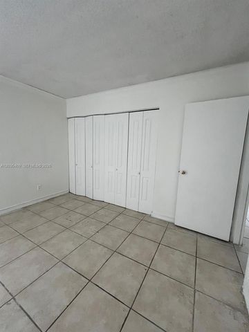 2075 NE 164th Street 204, North Miami Beach, FL 33162