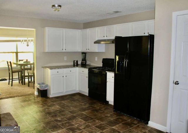 7809 Newbury Drive, Jonesboro, GA 30236