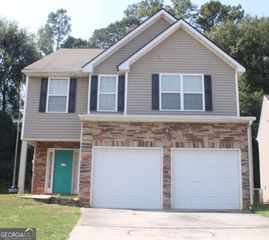 7809 Newbury Drive, Jonesboro, GA 30236