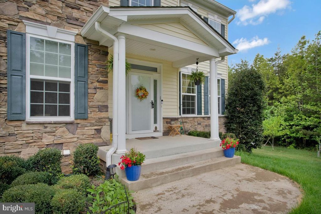 15 BURKE DR, Fredericksburg, VA 22406