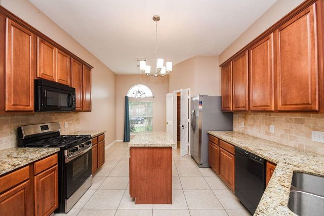 17623 W Copper Lakes Drive, Houston, TX 77095