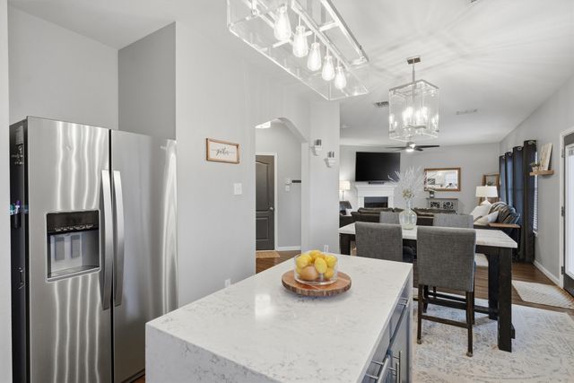 1405 Horseshoe Bend Court, Fort Worth, TX 76131