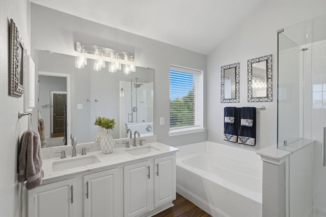1405 Horseshoe Bend Court, Fort Worth, TX 76131