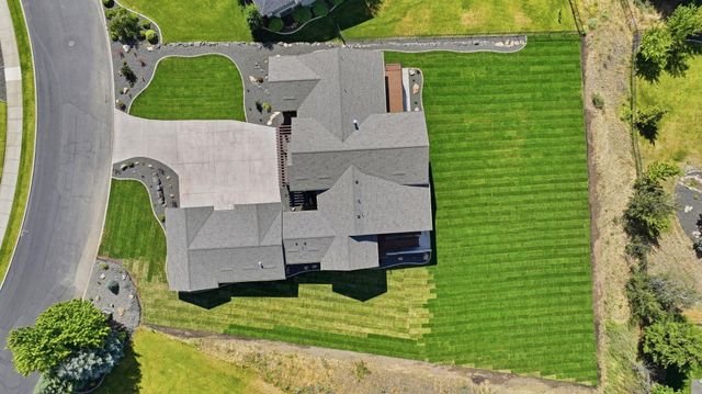 238 N Legacy Ridge Dr, Liberty Lake, WA 99019