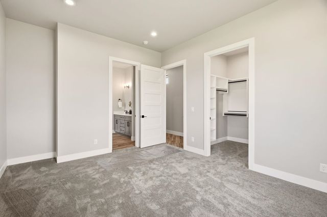238 N Legacy Ridge Dr, Liberty Lake, WA 99019