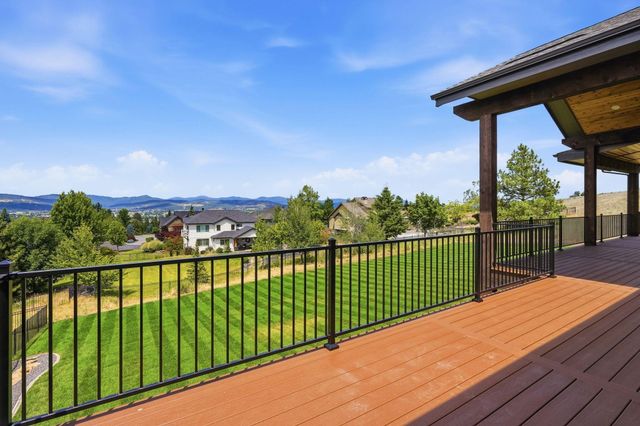 238 N Legacy Ridge Dr, Liberty Lake, WA 99019