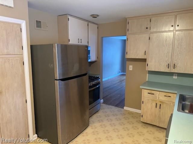 260 Dirgo Street, Imlay City, MI 48444