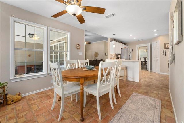 202 Treetop WAY, Buda, TX 78610