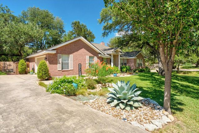 202 Treetop WAY, Buda, TX 78610