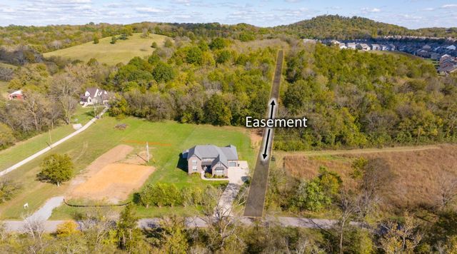 2045 Liberty Ln, Gallatin, TN 37066
