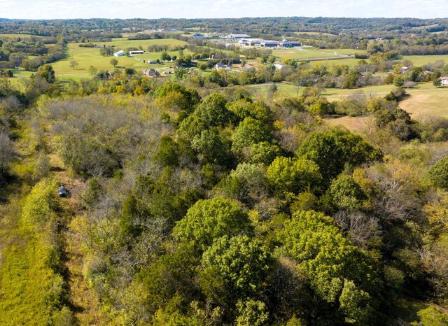 2045 Liberty Ln, Gallatin, TN 37066