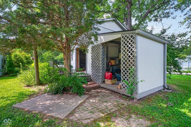 2424 W 61st Street, Indianapolis, IN 46228