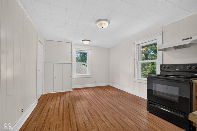 2424 W 61st Street, Indianapolis, IN 46228