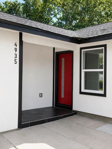 4935 Enyart Street, Houston, TX 77021