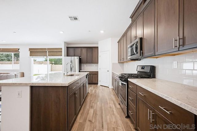 31168 Bowery Court, Menifee, CA 92584